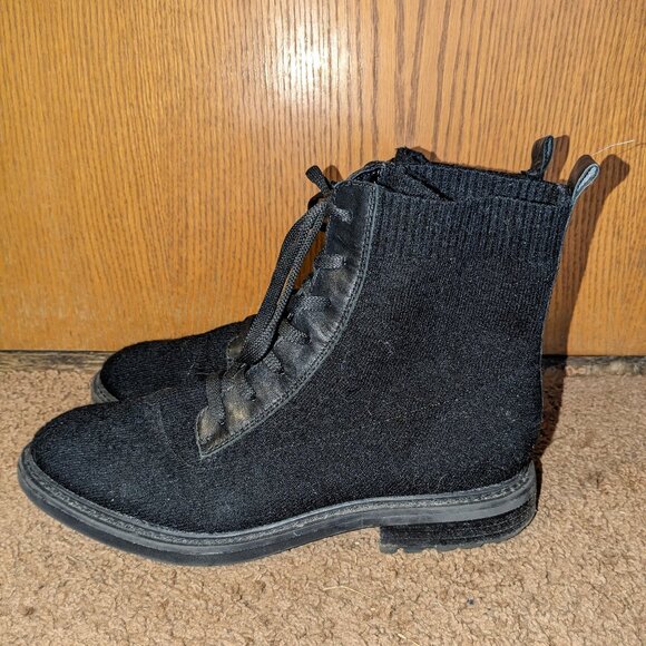 SOFFT Landee Black Knit Combat Boots Women's Size 9.5 Lace Up Ankle Stretch - Picture 1 of 9
